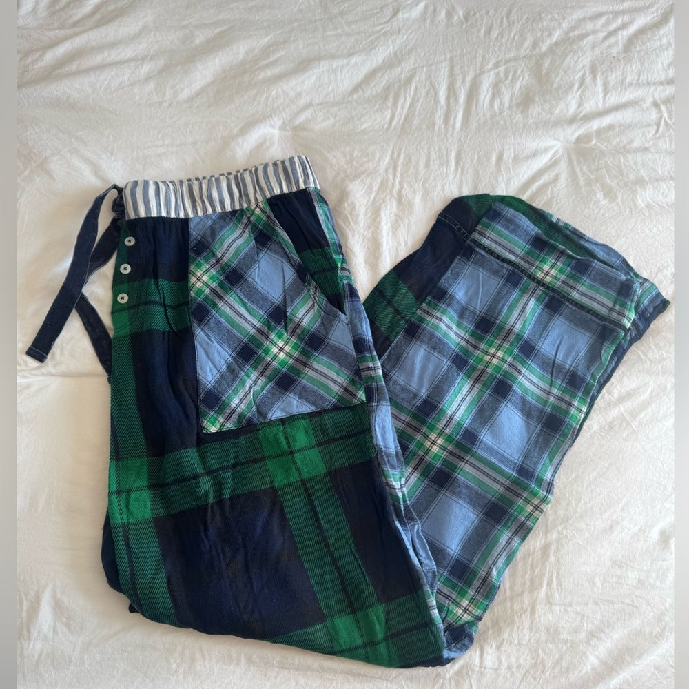 aerie soft flannel pajama bottoms, size: large regular, color: multi, worn once